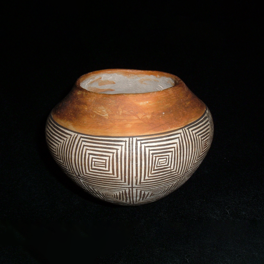 fine line pot